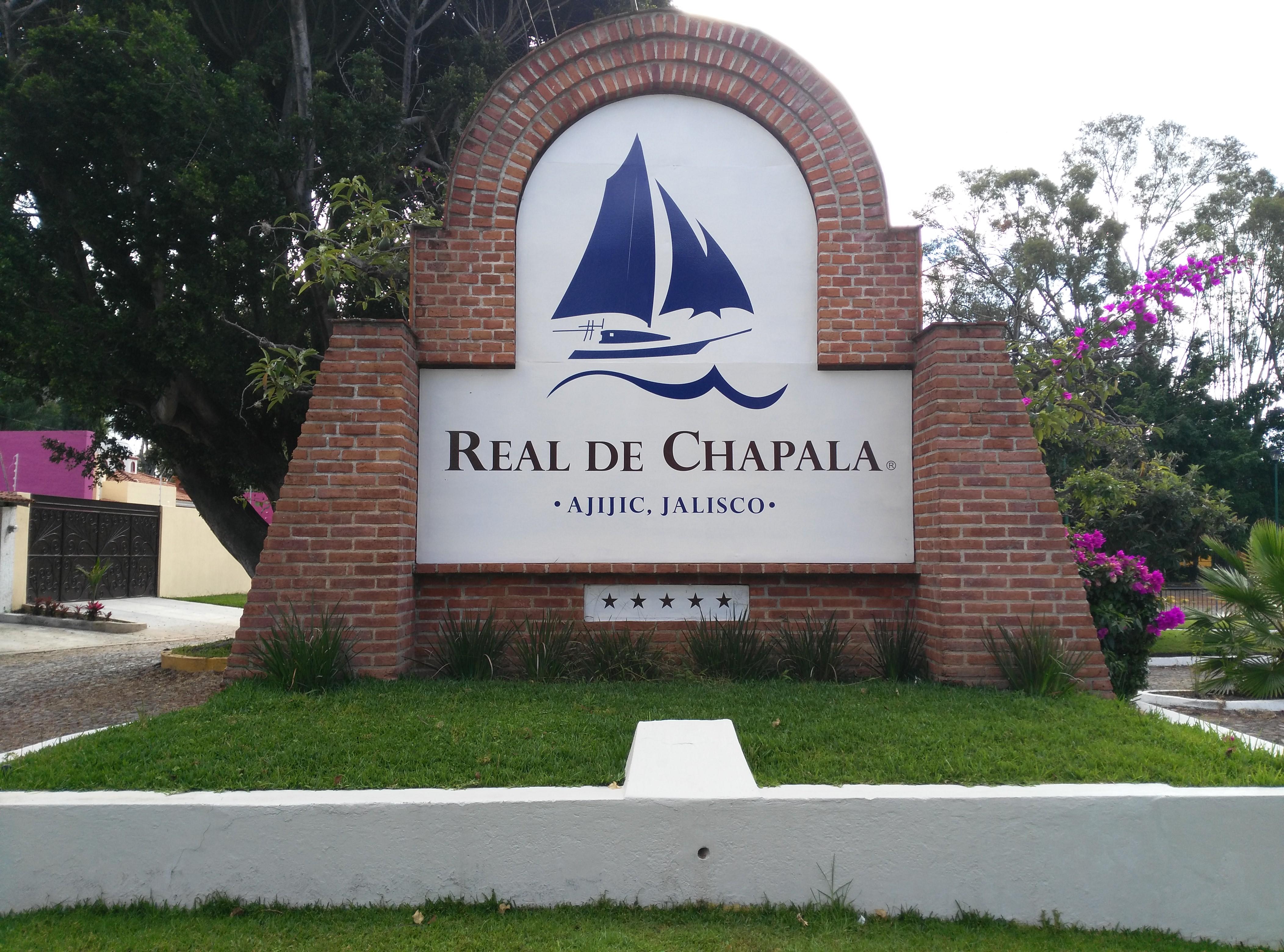 Real De Chapala Hotel อาจิจิก ภายนอก รูปภาพ